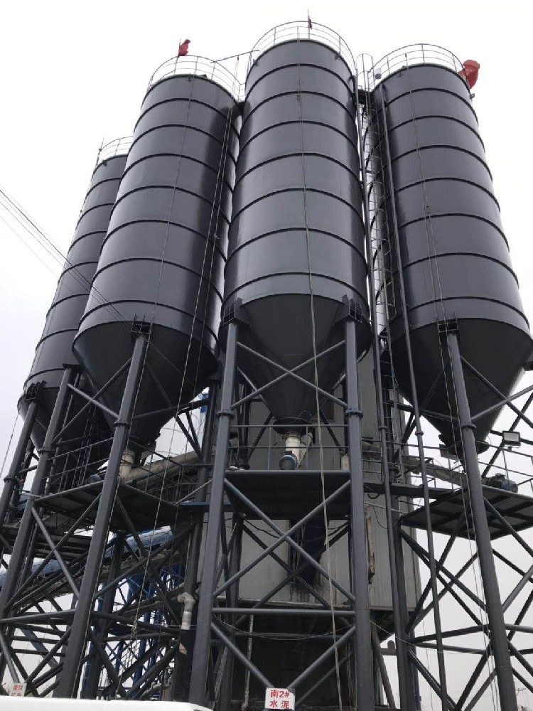 工業(yè)設(shè)備維護(hù)新選擇：高性能醇酸底漆的卓越優(yōu)勢