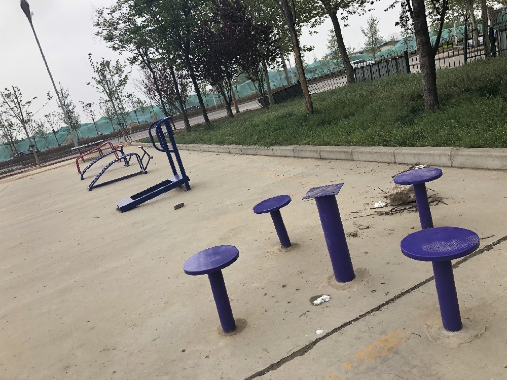 運動器材煥新顏——醇酸工業(yè)高光磁漆的維護(hù)之道