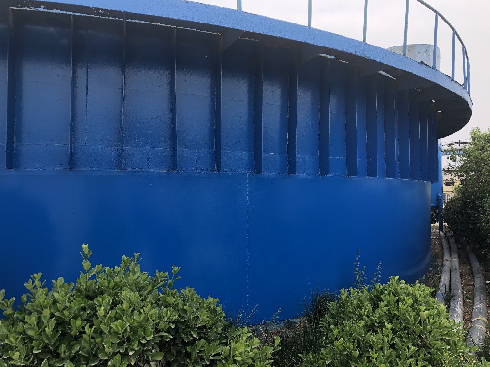 建筑外墻，煥然一新：揭秘適合建筑外墻刷新的醇酸底漆力量